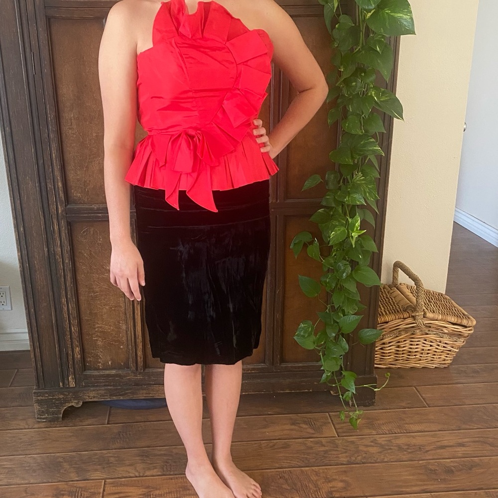 Vintage red and black velvet cocktail dress - Picture 13 of 16